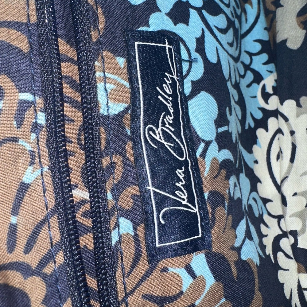 Vera Bradley Quilted Kiss Lock Bag with Chain Strap - Picture 5 of 16